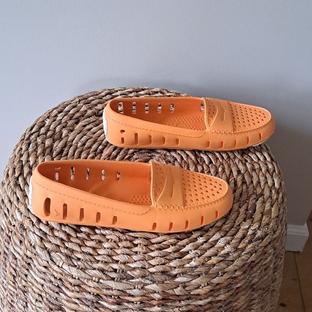 Floafers Womens Waterproof Orange Perforated Rubber‎ Driving/Deck Loafers S8